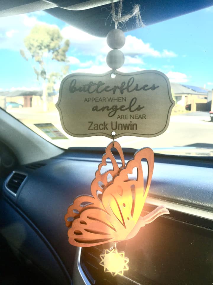 Memorial hanging ornament